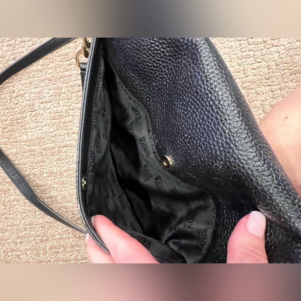 Michael Kors crossbody and shoulder purse black leather - Picture 7 of 8